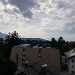 Apartment Mozarts *